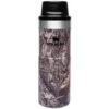 Stanley The Trigger-Action Travel Mug 470 Ml Country DNA Mossy Oak