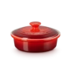 Le Creuset Camembert Schaaltje Met Deksel ø 18 Cm Aardewerk Kersrood 2 Le Creuset Camembert Schaaltje Met Deksel ø 18 Cm Aardewerk Kersrood -Keukengerei Verkoop cam 1