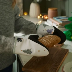 Ulster Weavers Frosty Trees Kleine Ovenwant Gerecycled Katoen Groen 2 Stuks -Keukengerei Verkoop ft wanten2 1