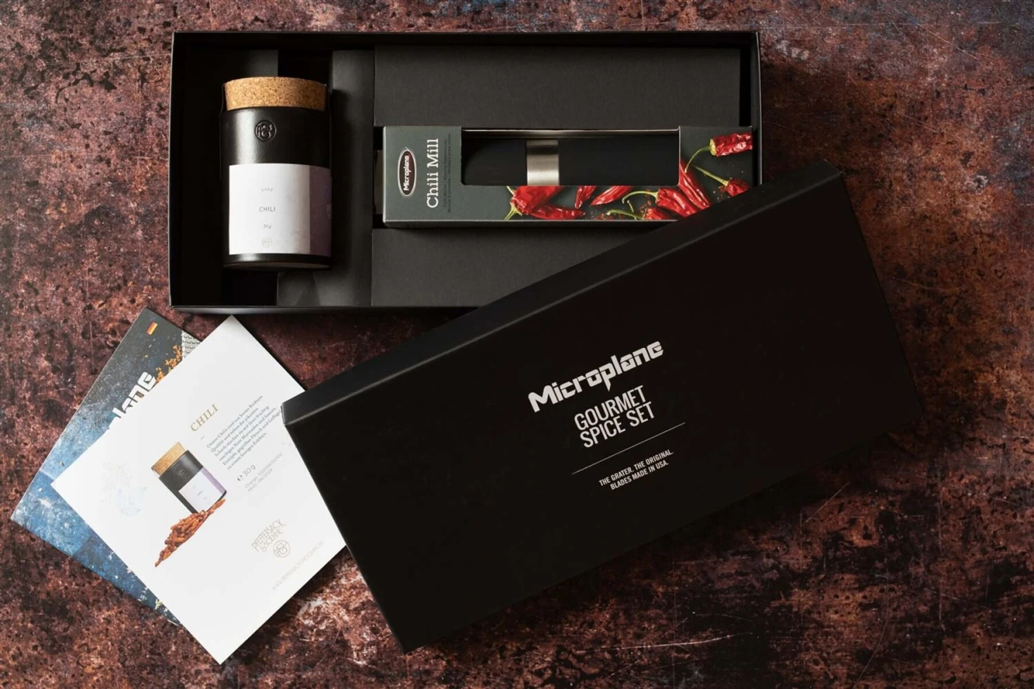 Microplane Chilimolen Met Peper Staal Zwart 3 Microplane Chilimolen Met Peper Staal Zwart