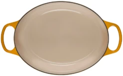 Le Creuset Signature Braadpan Ovaal 6,3 Liter ø 31 Cm Gietijzer Nectar 10 Le Creuset Signature Braadpan Ovaal 6,3 Liter ø 31 Cm Gietijzer Nectar -Keukengerei Verkoop ls2502 31672ss inside