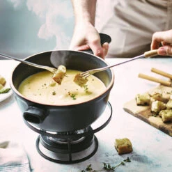 Emile Henry Delight Fondueset 2,1 Liter Keramiek Zwart 7 Emile Henry Delight Fondueset 2,1 Liter Keramiek Zwart -Keukengerei Verkoop set a fondue delight 1