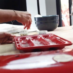 Emile Henry Baguettesvorm 39 X 24 Cm Aardewerk Rood -Keukengerei Verkoop univ 1